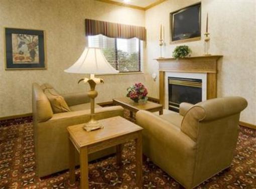 фото отеля Holiday Inn Express Adrian