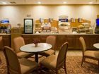фото отеля Holiday Inn Express Adrian
