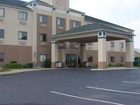 фото отеля Holiday Inn Express Adrian