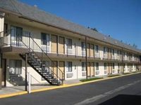 Econo Lodge North Parkway Drive