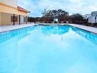 La Quinta Inn & Suites San Antonio La Canterra