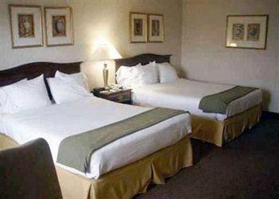фото отеля Comfort Inn and Suites Newark