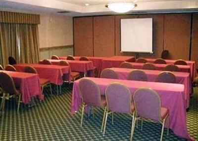 фото отеля Comfort Inn and Suites Newark