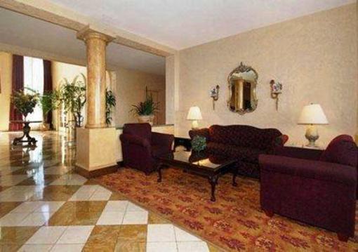 фото отеля Comfort Inn and Suites Newark