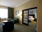 фото отеля Ramada Plaza Long Island MacArthur Airport Hotel