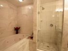 фото отеля Ramada Plaza Long Island MacArthur Airport Hotel