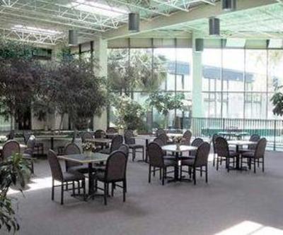 фото отеля Baymont Inn & Suites Houston