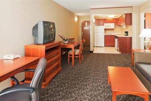 фото отеля Holiday Inn Hotel & Suites Mansfield (Ohio)
