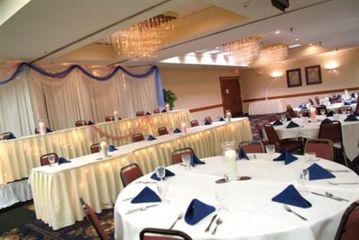 фото отеля Holiday Inn Hotel & Suites Mansfield (Ohio)