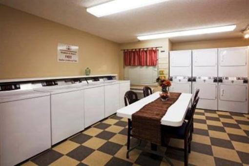 фото отеля Hawthorn Suites by Wyndham Orlando Altamonte Springs