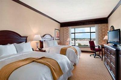 фото отеля Hilton Phoenix Chandler