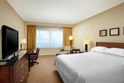 фото отеля Sheraton Sonoma County - Petaluma