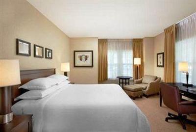 фото отеля Sheraton Sonoma County - Petaluma