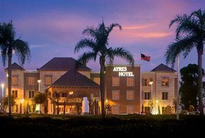 фото отеля Ayres Hotel Seal Beach