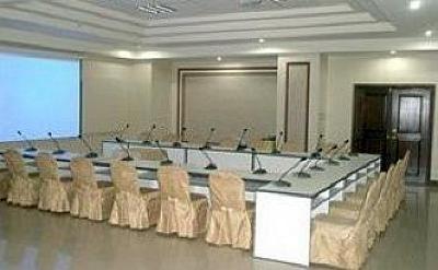 фото отеля Sarrosa International Hotel and Residential Suites