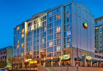 фото отеля Courtyard Hotel Northwest Washington D.C.