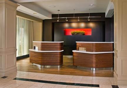 фото отеля Courtyard Hotel Northwest Washington D.C.