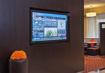 фото отеля Courtyard Hotel Northwest Washington D.C.