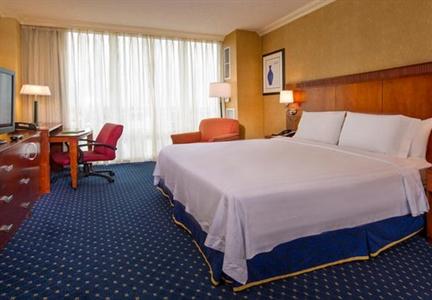 фото отеля Courtyard Hotel Northwest Washington D.C.
