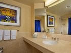 фото отеля Courtyard Hotel Northwest Washington D.C.