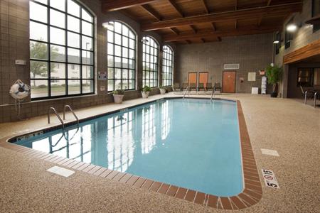 фото отеля BEST WESTERN PLUS Coon Rapids North Metro Hotel