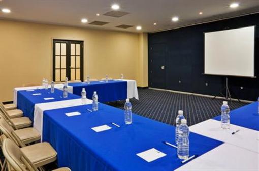 фото отеля Holiday Inn Express Cd. de Mexico Santa Fe