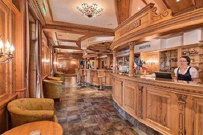 фото отеля Hotel Binderbubi Sighisoara