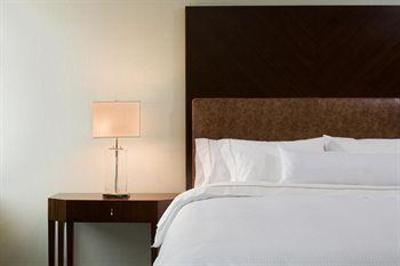 фото отеля Westin Reston Heights