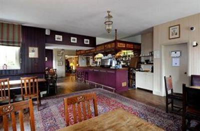 фото отеля The Elephant Hotel Pangbourne