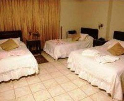 фото отеля Hostal Carmen