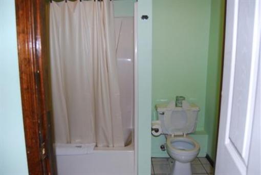 фото отеля Relax Inn Lebanon