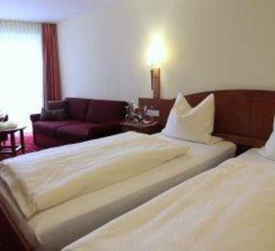 фото отеля Landhotel & Restaurant Westerwaldgrill Hoehn