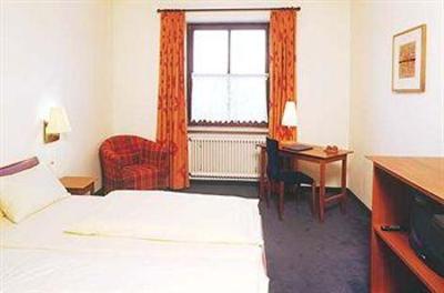 фото отеля Alter Wirt Hotel Grunwald