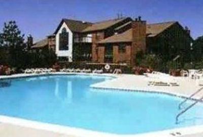 фото отеля Bridgestreet Pointe Apartments Arlington Heights