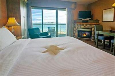 фото отеля Kingfisher Oceanside Resort and Spa