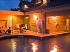 фото отеля Kingfisher Oceanside Resort and Spa