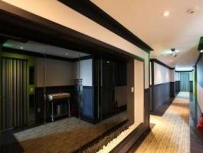фото отеля Friends Business Hotel