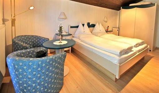 фото отеля Hotel Seewinkel mit Seeschlossl