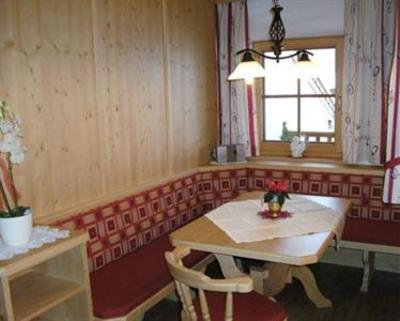 фото отеля Stoffen Zuhaus Guest House Alpbach