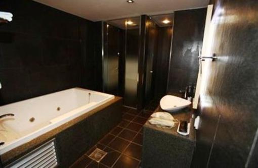 фото отеля Reve Hotel