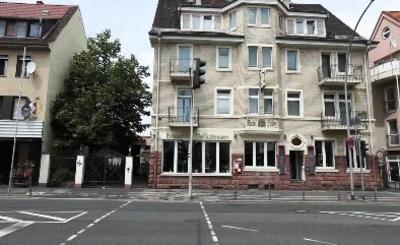 фото отеля Hotel Adler Ruesselsheim
