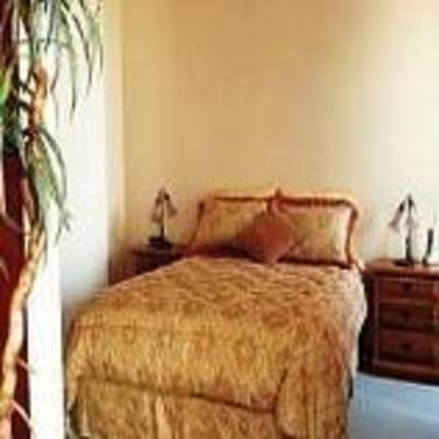 фото отеля Sumner Beach Apartments