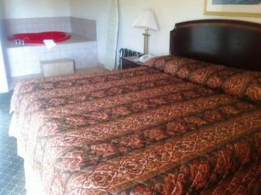 фото отеля Tahlequah Motor Lodge