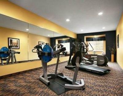фото отеля Microtel Inn And Suites Chili Rochester Airport