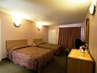 Merit Inn