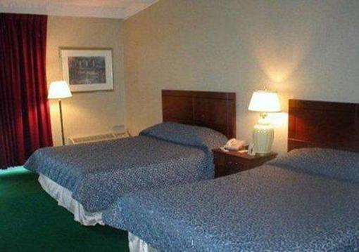 фото отеля Quality Inn Greenfield