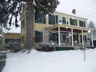фото отеля VanWinkle Inn