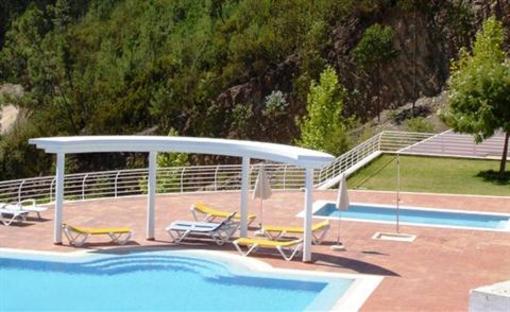 фото отеля Apartamentos do Lago