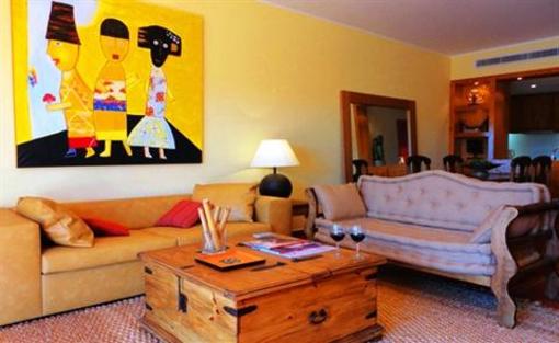 фото отеля Apartamentos do Lago