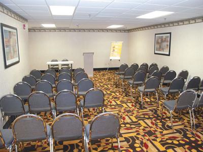 фото отеля La Quinta Inn & Suites Snellville